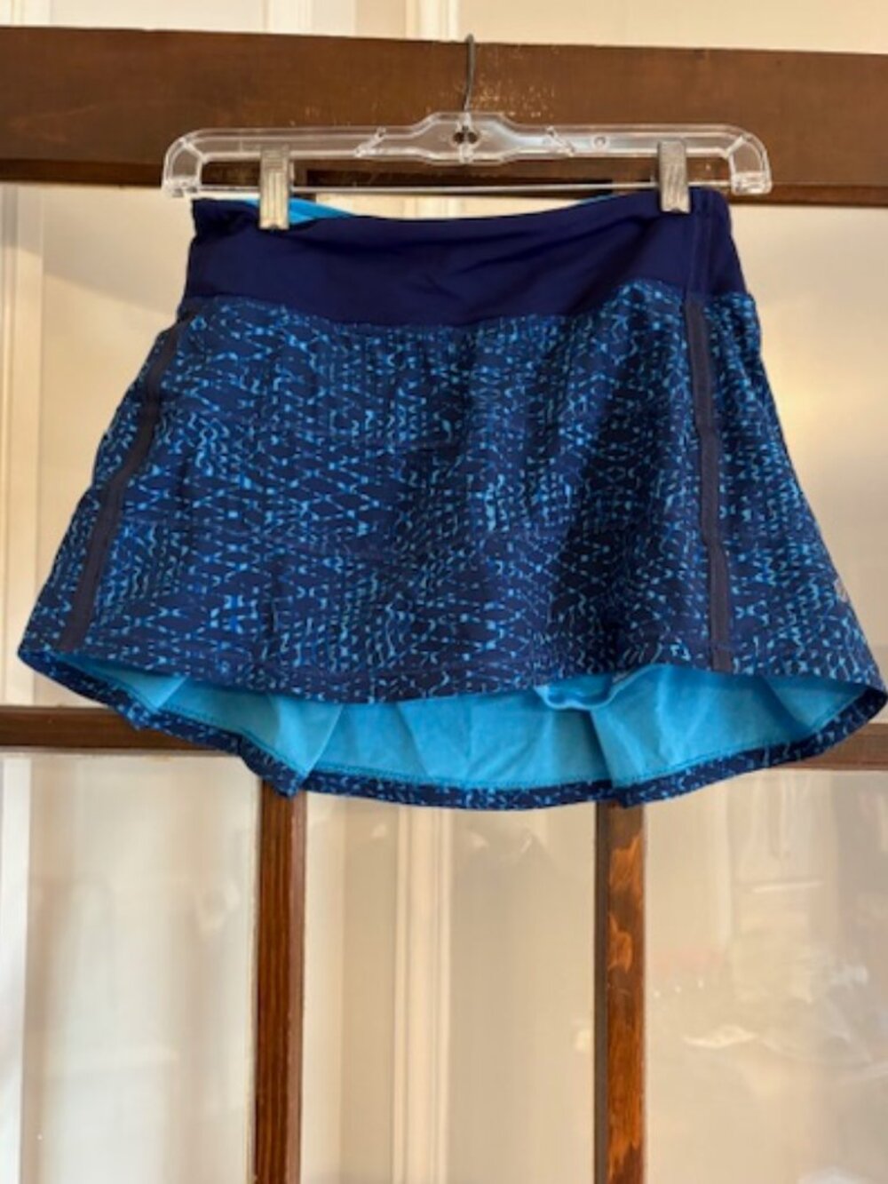 lululemon Pace Rival Skort in the "Samba Snake Kayak Blue" Pattern, Size 4